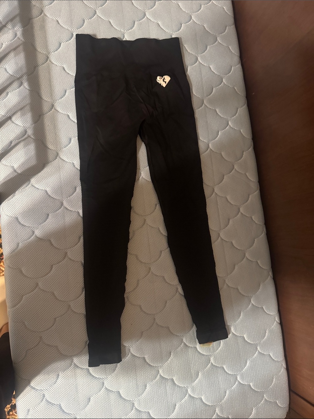 Black High-Waist Heart Logo Leggings